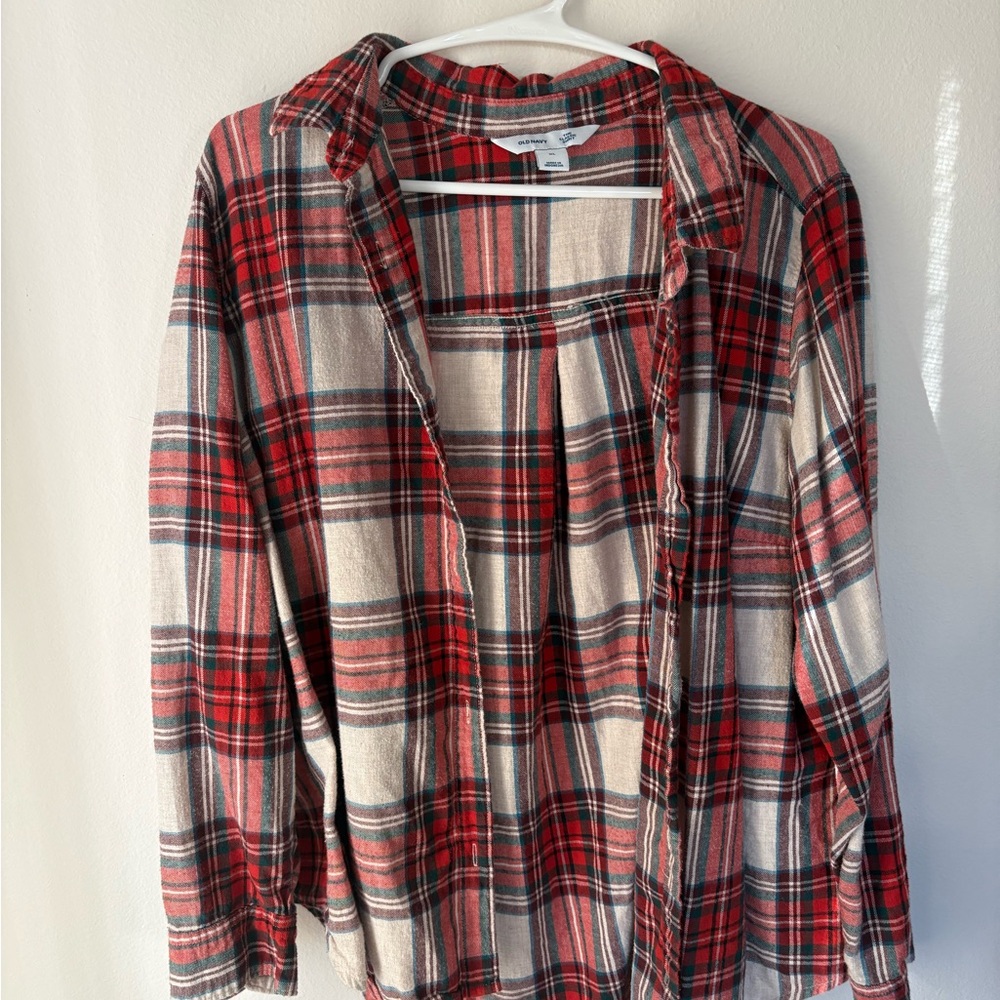Old Navy Red and Green Plaid Classic Shirt Flannel